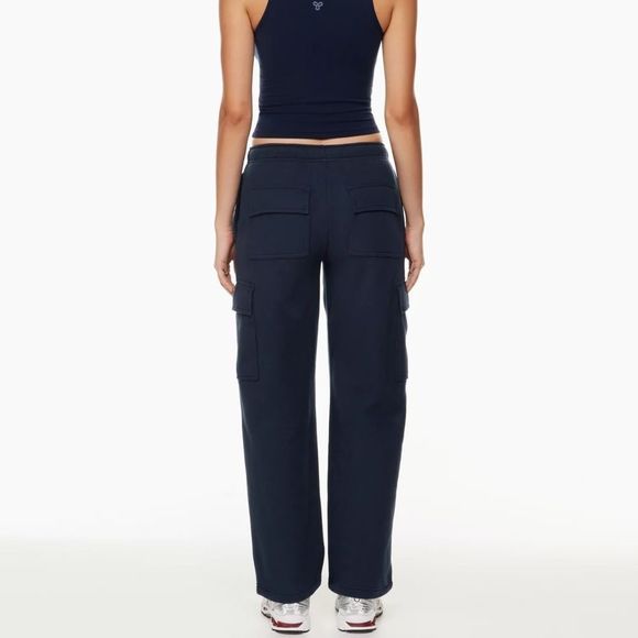 Aritzia Cargo Sweatpants - Picture 1 of 10